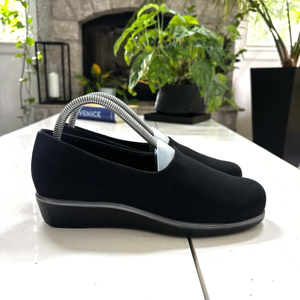 SAS Bliss Slip-On Comfort Wedge Shoes in Black Womens Size 7